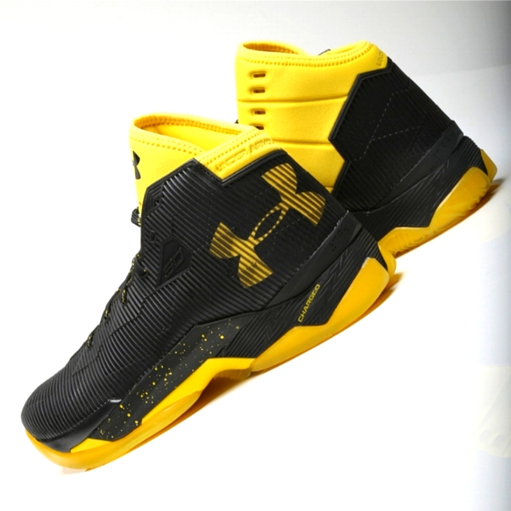 Steph Curry 2.5 Sneakers Yellow and Black